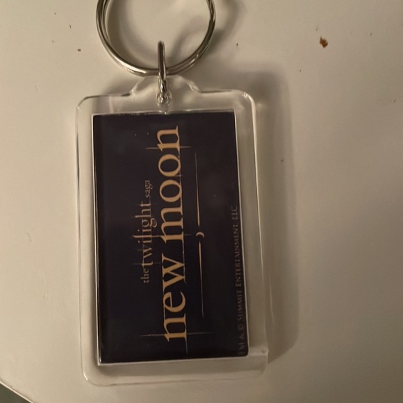 Twilight new moon movie keychain rare collectible - Picture 2 of 2